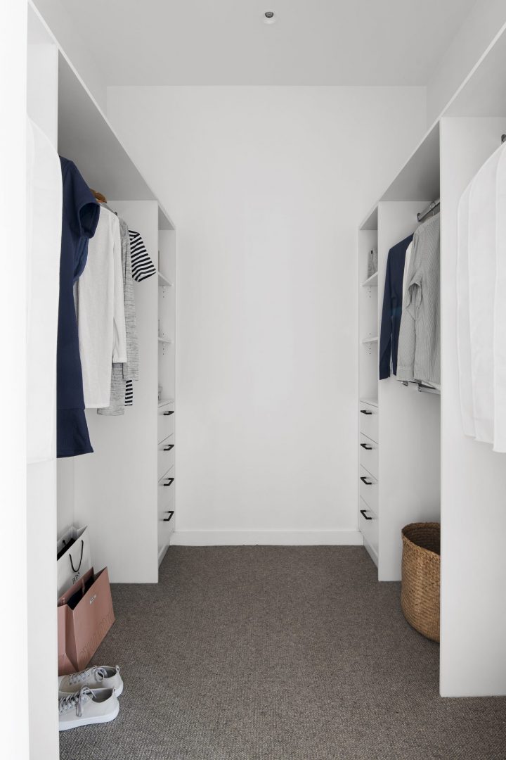 A Simple Guide to Wardrobes and Cabinets for Your Bedroom